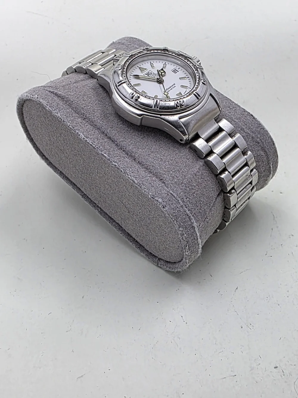 TAG Heuer Professional 200 Meters Stainless Steel Watch - White Dial